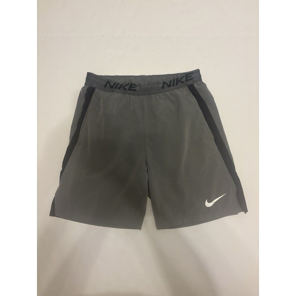 Nike Dri-FIT Men's Gray/Black Athletic Shorts M Drawstring Elastic Waist Pockets